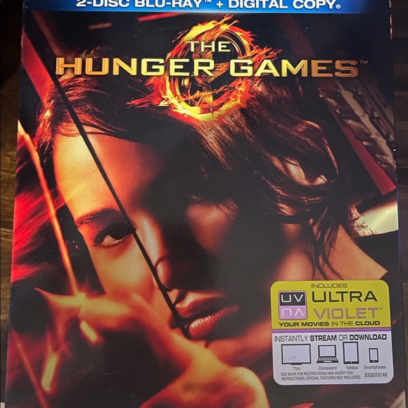 Hunger Games Blu Rays - Picture 2 of 4